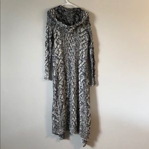 Kendall & Kylie Long Sweater